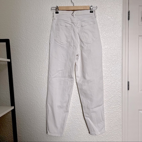 Abercrombie & Fitch Ultra High Rise White 80s Mom Jean - Picture 3 of 4